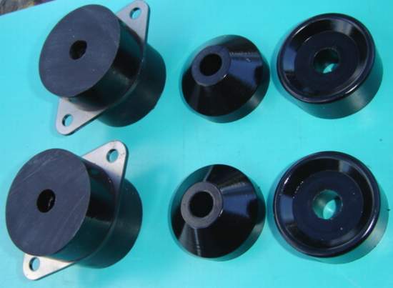 SCP British IRS Polyurethane Differential Mount Set – For Triumph TR6 TR250, 9067-8 & 9025-6